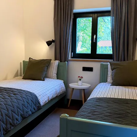 Hisa Bzga - Skocjan Caves Gospodarstwo wiejskie *